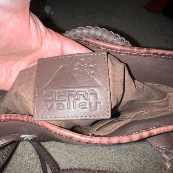 Sierra Valley woven leather straw crossbody purse - Picture 7 of 10